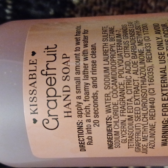 $4 Add-on New Grapefruit Scented Hand Soap - 1 Bottle - Picture 5 of 7